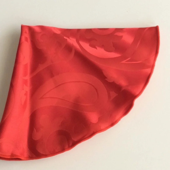 Rossi Man Red Paisley Tie & Handkerchief Set - Picture 9 of 10